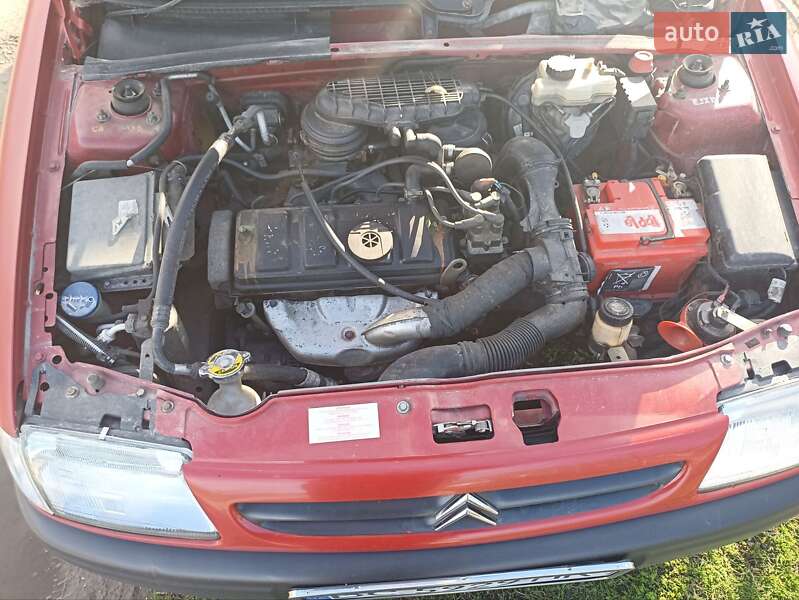 Хэтчбек Citroen Saxo 1999 в Новом Роздоле