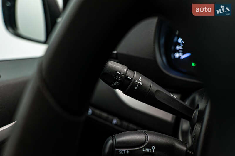 Минивэн Citroen SpaceTourer 2017 в Киеве