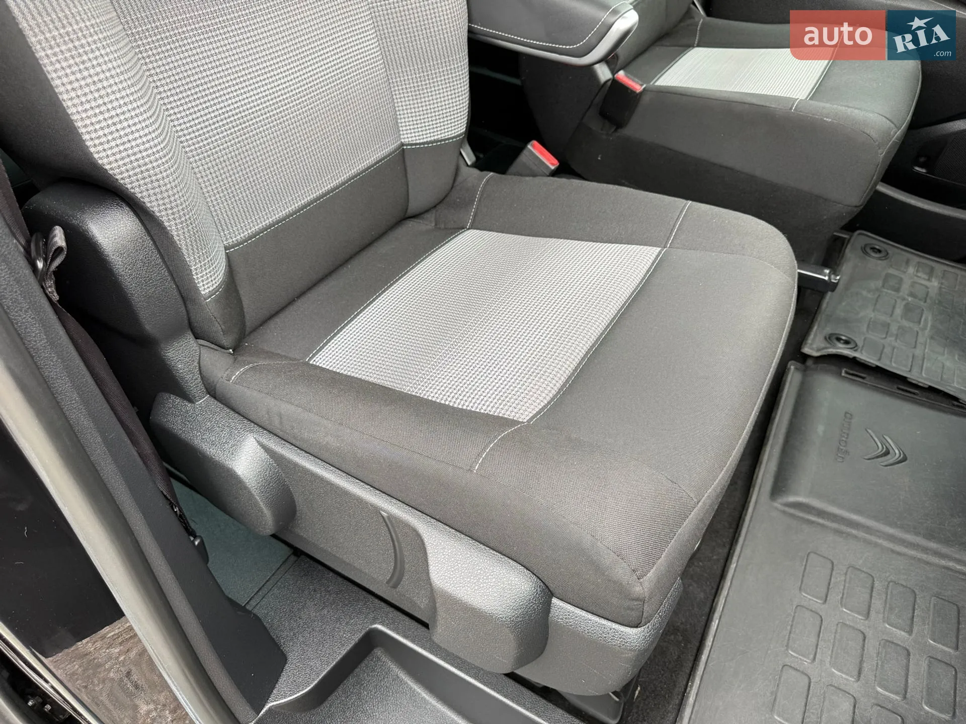2017 Citroen Spacetourer - мініатюра 50