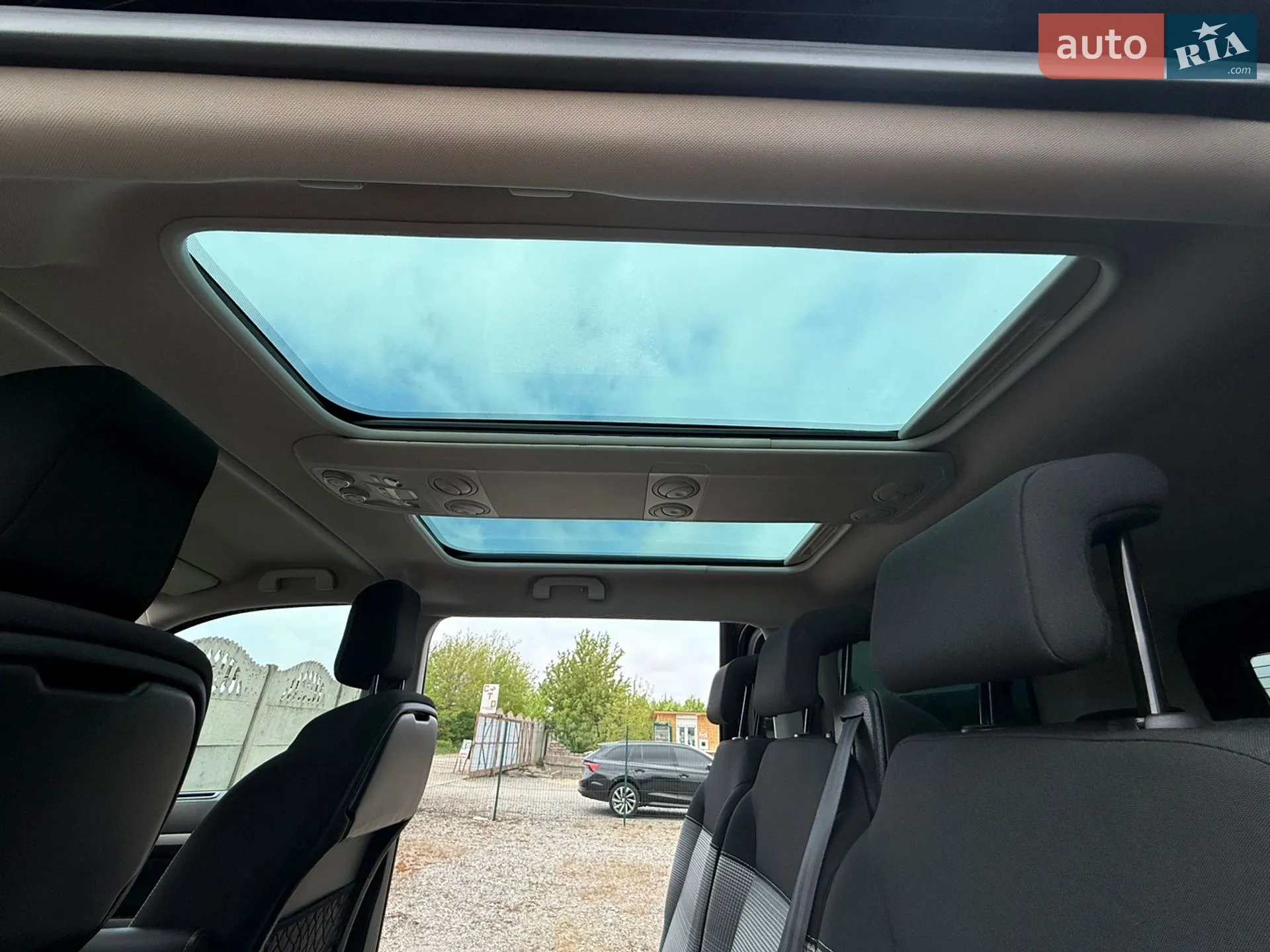 2017 Citroen Spacetourer - мініатюра 72