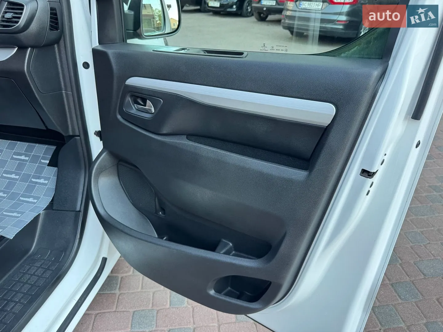 2017 Citroen Spacetourer - мініатюра 142