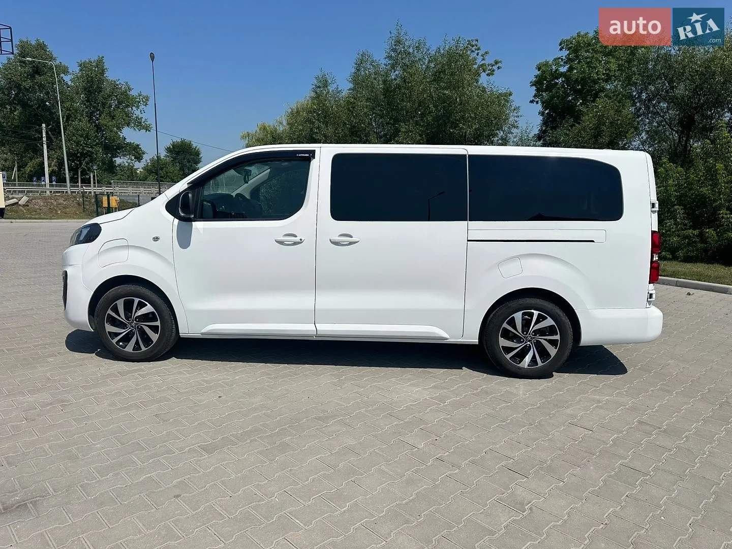 2022 Citroen Spacetourer - мініатюра 12