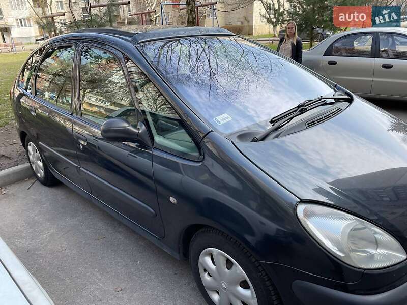 Мінівен Citroen Xsara Picasso 2002 в Луцьку