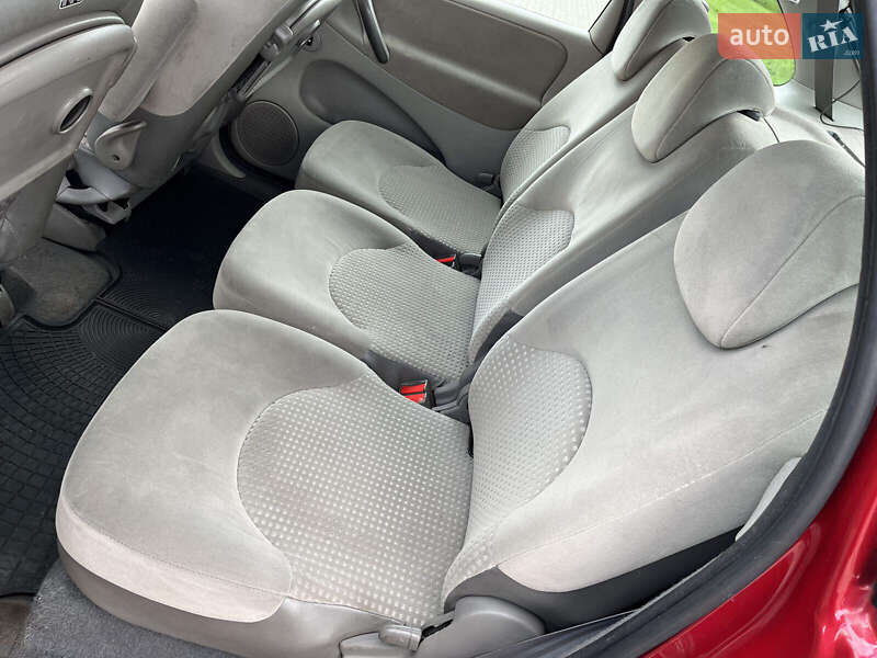 Минивэн Citroen Xsara Picasso 2004 в Путивле