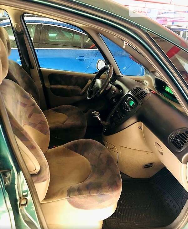 Минивэн Citroen Xsara Picasso 2000 в Киеве
