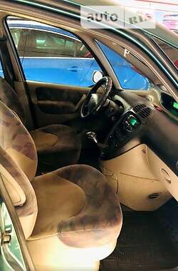 Минивэн Citroen Xsara Picasso 2000 в 