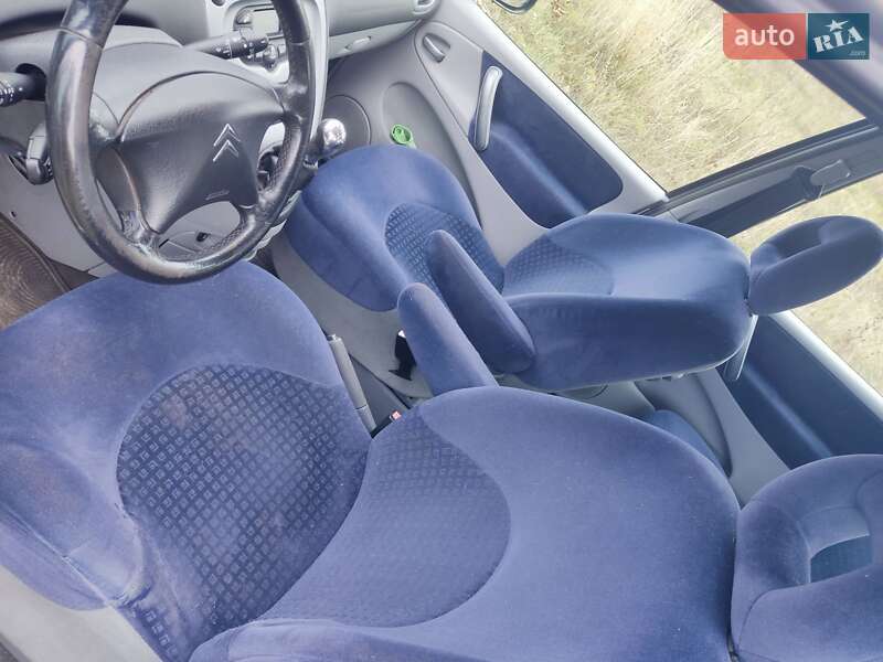 Минивэн Citroen Xsara Picasso 2006 в Каневе