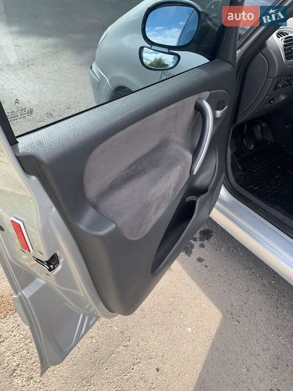 Мінівен Citroen Xsara Picasso 2008 в Надвірній фото 5 Мінівен Citroen Xsara Picasso 2008 в Надвірній