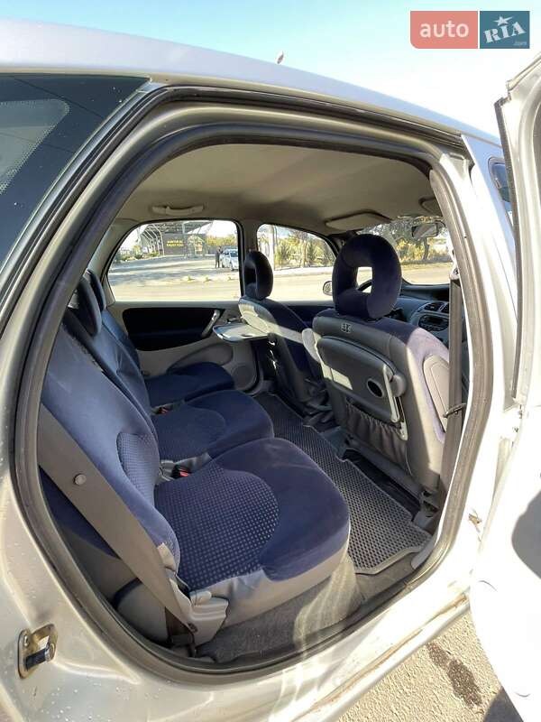 Мінівен Citroen Xsara Picasso 2004 в Дніпрі