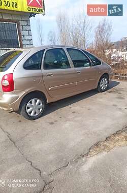 Минивэн Citroen Xsara Picasso 2004 в 