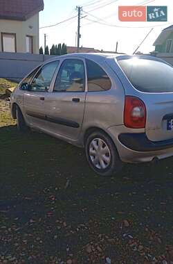 Минивэн Citroen Xsara Picasso 2001 в 