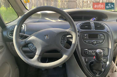 Минивэн Citroen Xsara Picasso 2002 в 