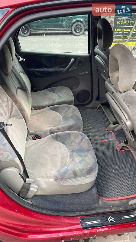 Мінівен Citroen Xsara Picasso 2000 в Рівному