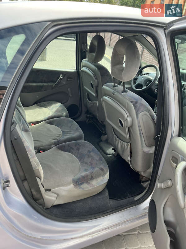 Мінівен Citroen Xsara Picasso 2000 в Луцьку