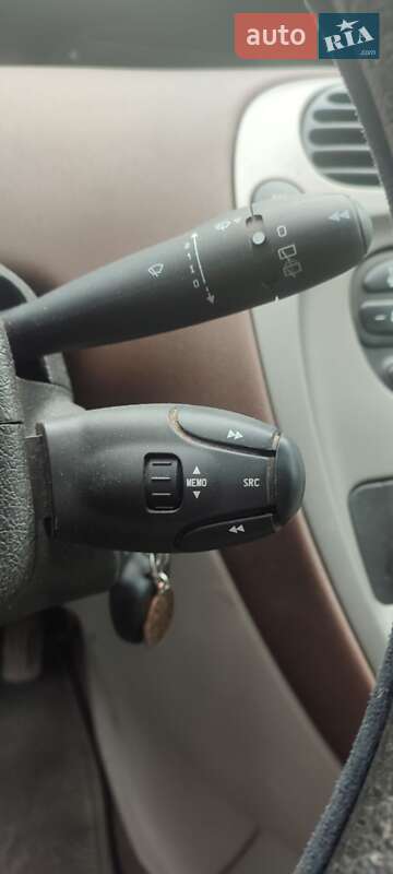 Мінівен Citroen Xsara Picasso 2005 в Львові фото 8 Мінівен Citroen Xsara Picasso 2005 в Львові