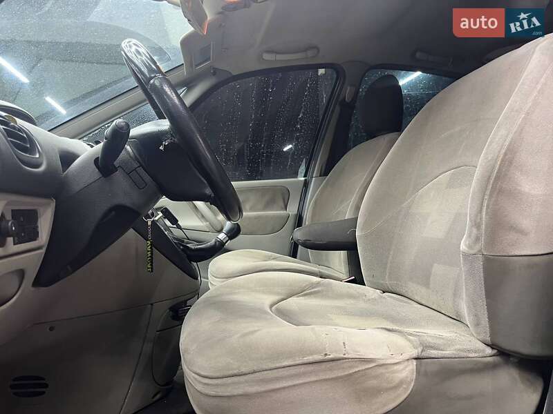 Минивэн Citroen Xsara Picasso 2004 в Черновцах фото 11 Минивэн Citroen Xsara Picasso 2004 в Черновцах