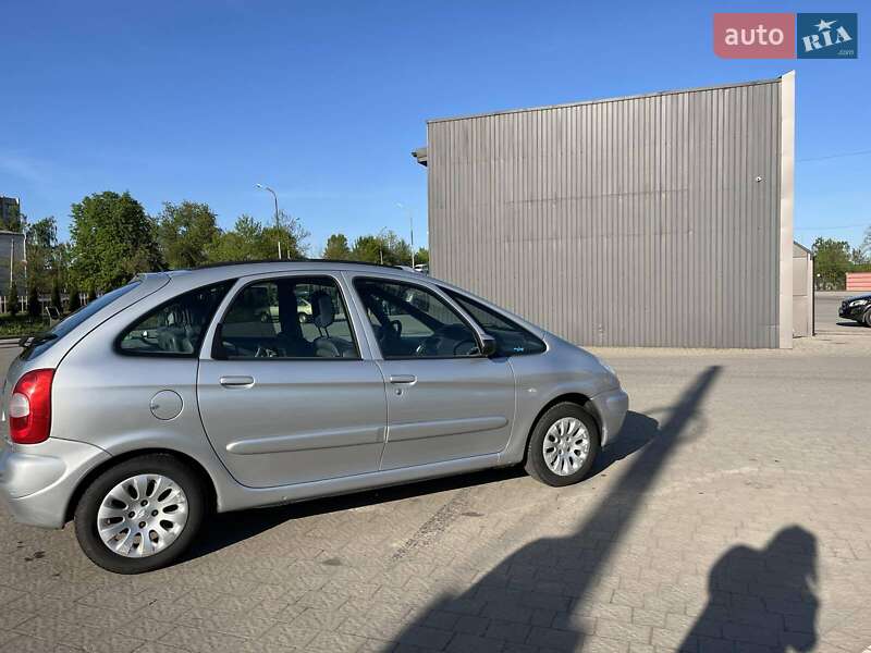 Мінівен Citroen Xsara Picasso 2003 в Дрогобичі