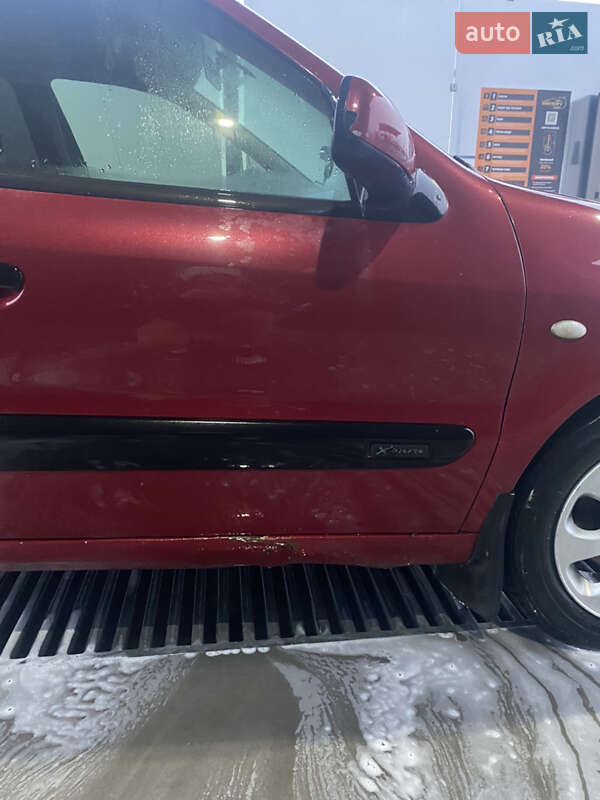 Хэтчбек Citroen Xsara 2002 в Тячеве