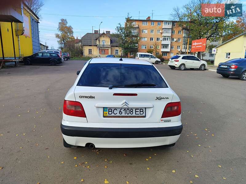 Хэтчбек Citroen Xsara 2001 в Самборе