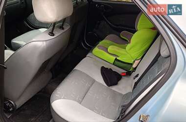 Хэтчбек Citroen Xsara 2001 в 
