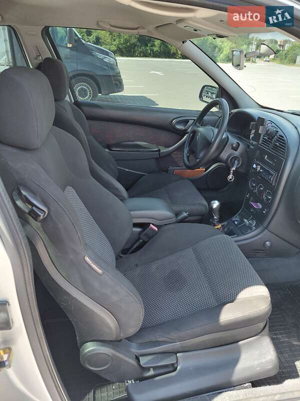 Хетчбек Citroen Xsara 2001 в Чернівцях