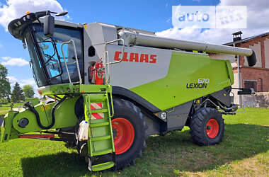 Комбайн зернозбиральний Claas Lexion 670 2012 в Чернівцях