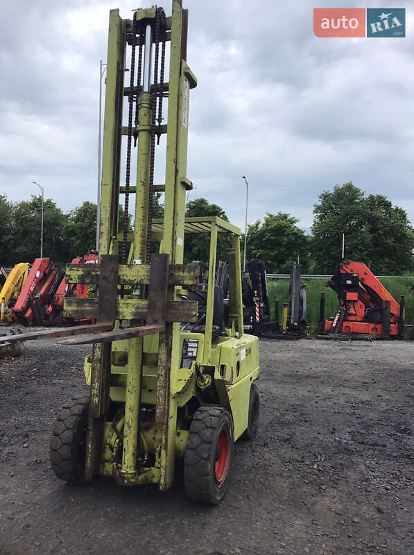 Вилочный погрузчик Clark C500 2006 в Калиновке