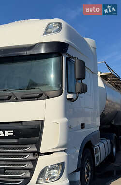 Цистерна напівпричіп Clayton Commercial S1 2001 в 