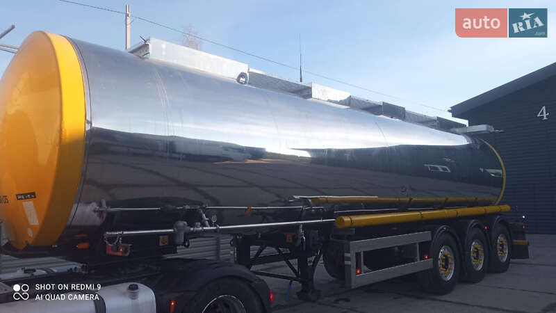 Цистерна Clayton Commercial S1 2002 в Житомирі