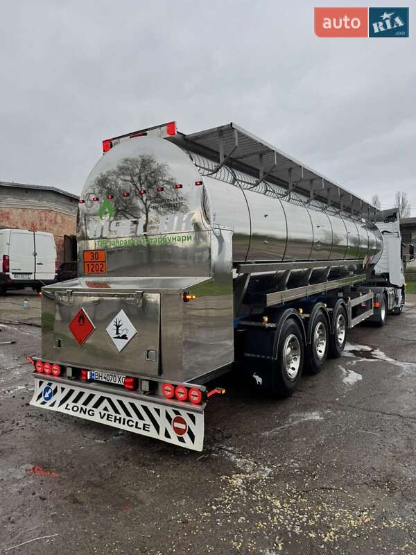 Цистерна полуприцеп Clayton СС 1994 в Одессе фото 4 Цистерна полуприцеп Clayton СС 1994 в Одессе
