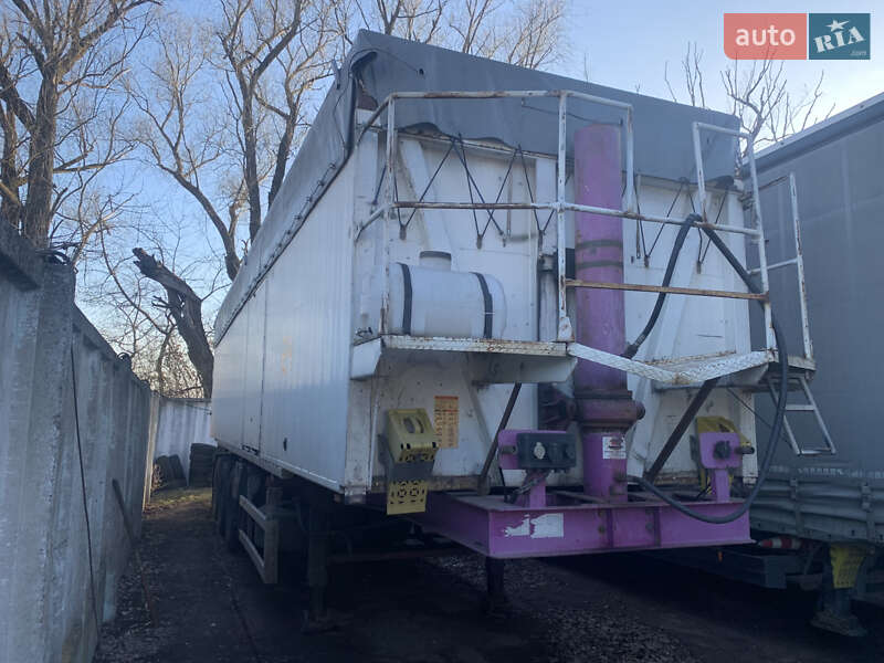 Зерновоз - полуприцеп CMT W25-50 2004 в Козельце
