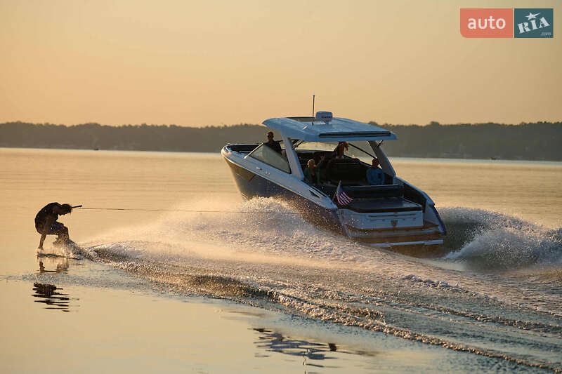 Катер Cobalt 303 2025 в Киеве