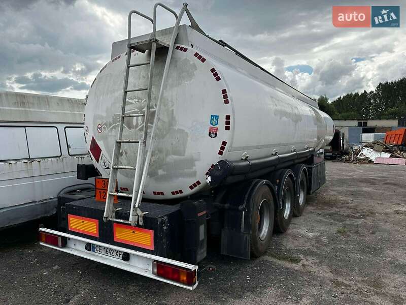 Цистерна полуприцеп Cobo Hermanos 2002 в Львове фото Цистерна полуприцеп Cobo Hermanos 2002 в Львове