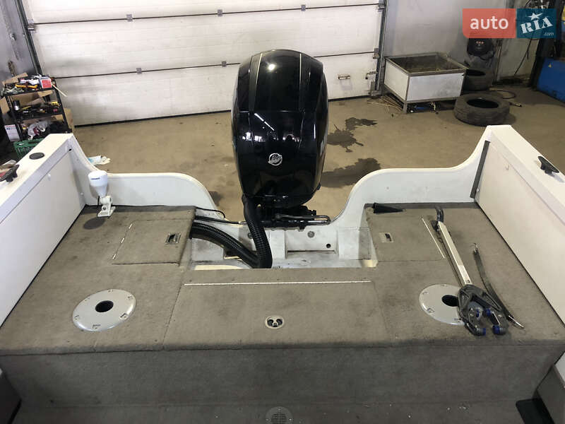 Лодка Crestliner Serenity 2005 в Борисполе фото 14 Лодка Crestliner Serenity 2005 в Борисполе