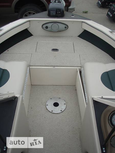 Катер Crestliner Sportfish 2012 в Житомире