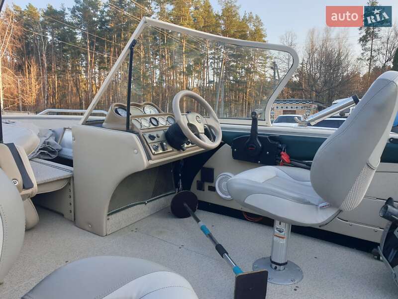 Катер Crestliner Sportfish 2012 в Житомире