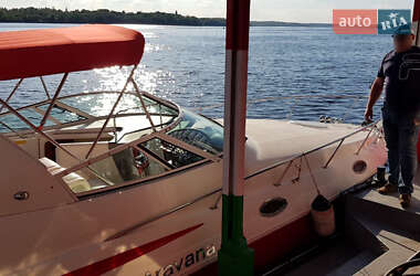 Моторна яхта Cruisers Yachts Express 2006 в 