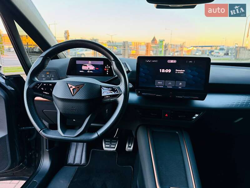 Хэтчбек Cupra Born 2022 в Мукачево