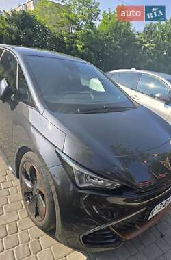 Хэтчбек Cupra Born 2021 в 