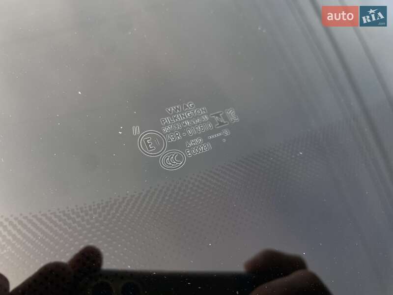 Хэтчбек Cupra Born 2023 в Киеве