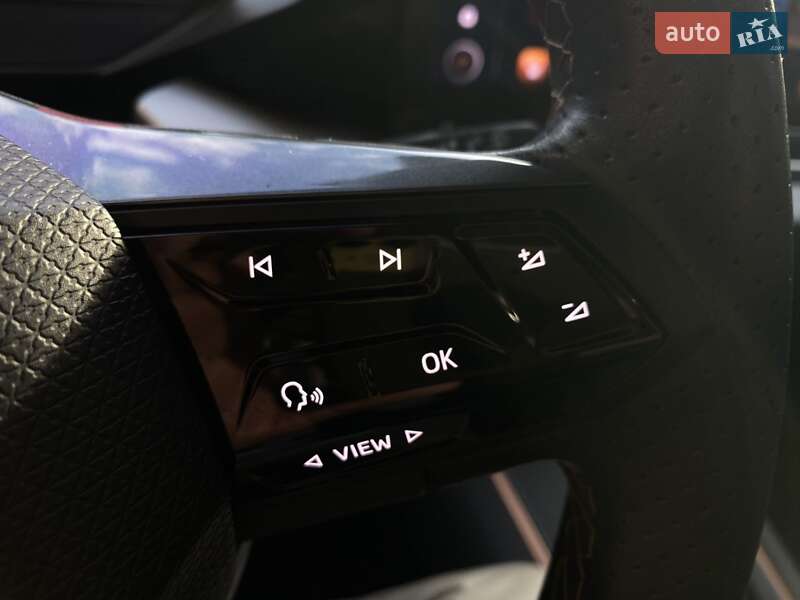 Хэтчбек Cupra Born 2023 в Киеве