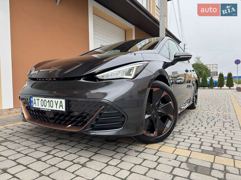 Хэтчбек Cupra Born 2022 в Ивано-Франковске