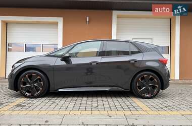 Хэтчбек Cupra Born 2022 в 