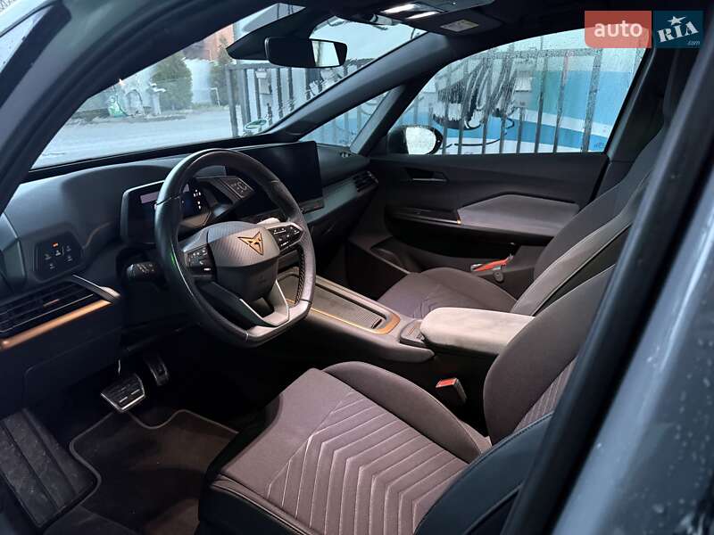 Хетчбек Cupra Born 2022 в Івано-Франківську