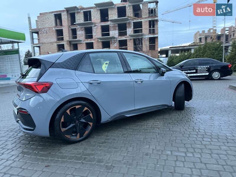 Хетчбек Cupra Born 2022 в Івано-Франківську