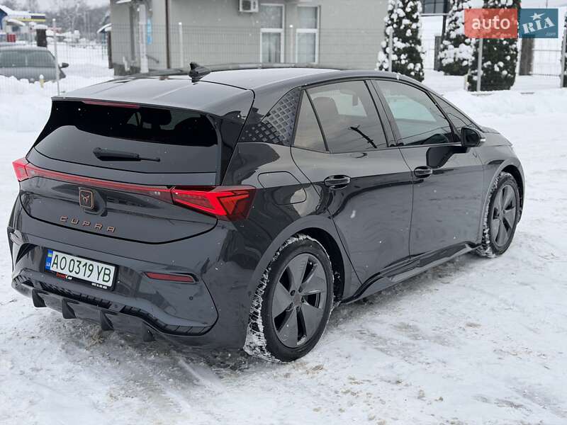 Хэтчбек Cupra Born 2022 в Мукачево