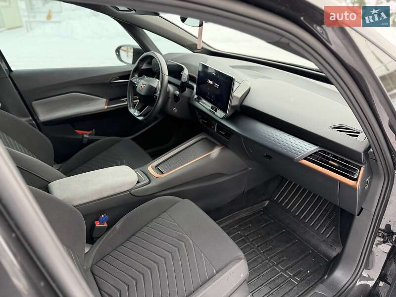 Хэтчбек Cupra Born 2022 в Мукачево