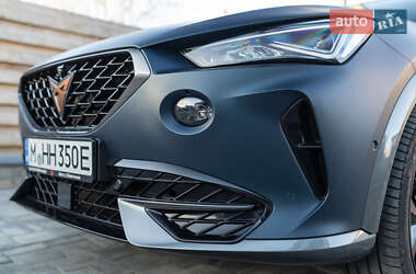 Позашляховик / Кросовер Cupra Formentor 2021 в 