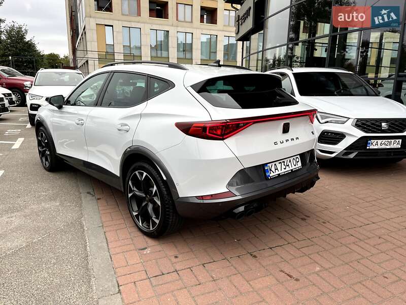 Внедорожник / Кроссовер Cupra Formentor 2024 в Киеве