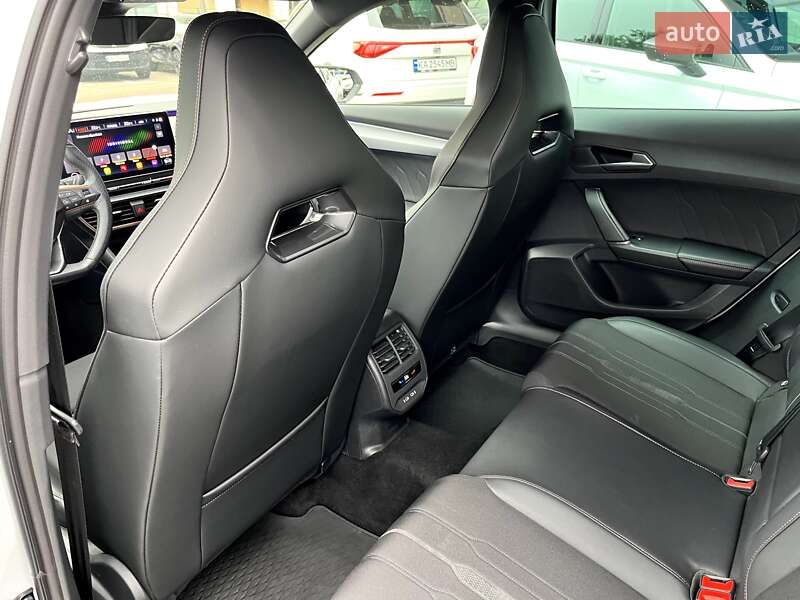 Внедорожник / Кроссовер Cupra Formentor 2024 в Киеве